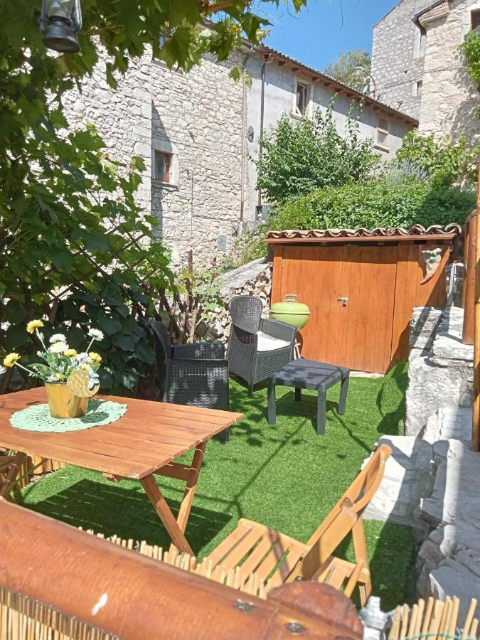 Вілла Il Borgo Della Zittola Montenero Val Cocchiara Екстер'єр фото