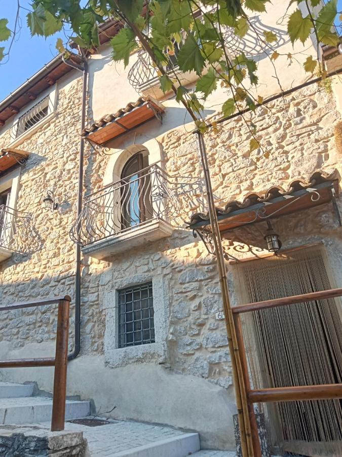 Вілла Il Borgo Della Zittola Montenero Val Cocchiara Екстер'єр фото