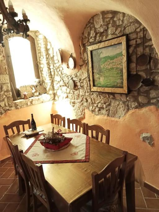 Вілла Il Borgo Della Zittola Montenero Val Cocchiara Екстер'єр фото